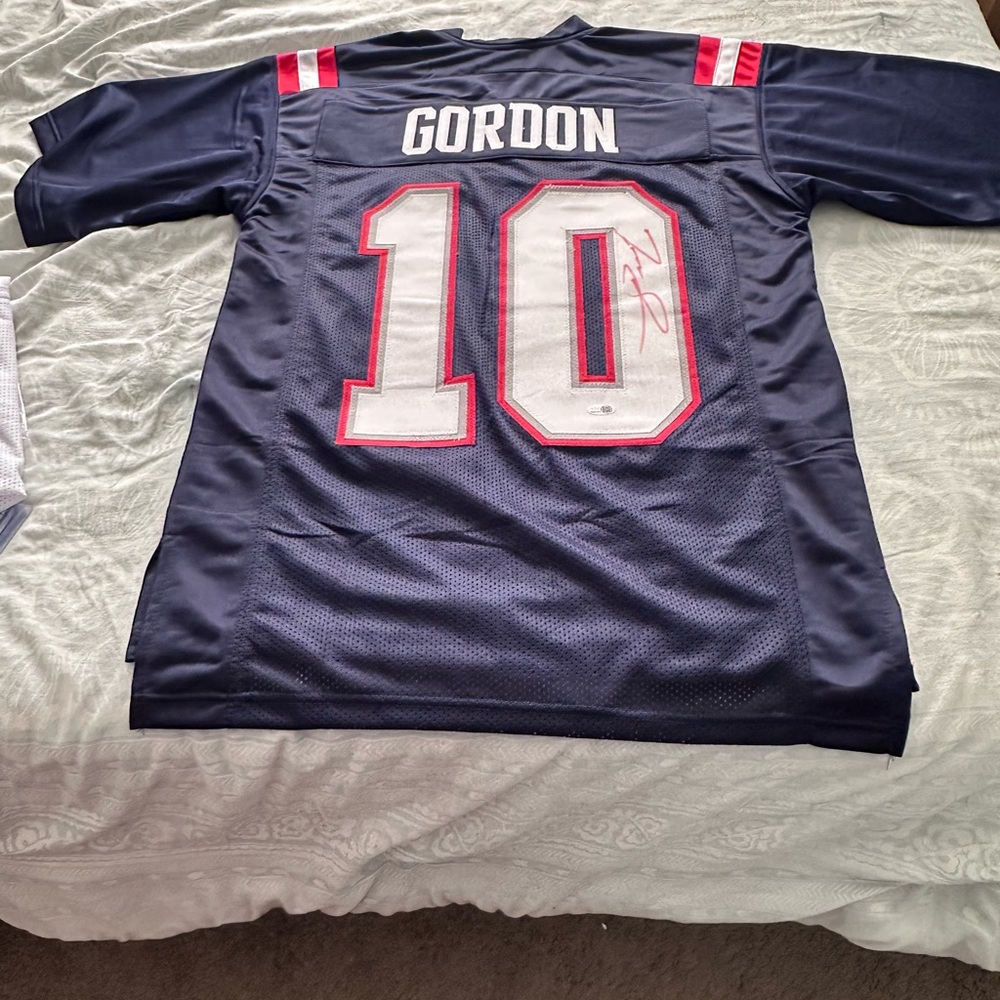 Josh Gordon New England Patriots autographed jersey. JSA certified
